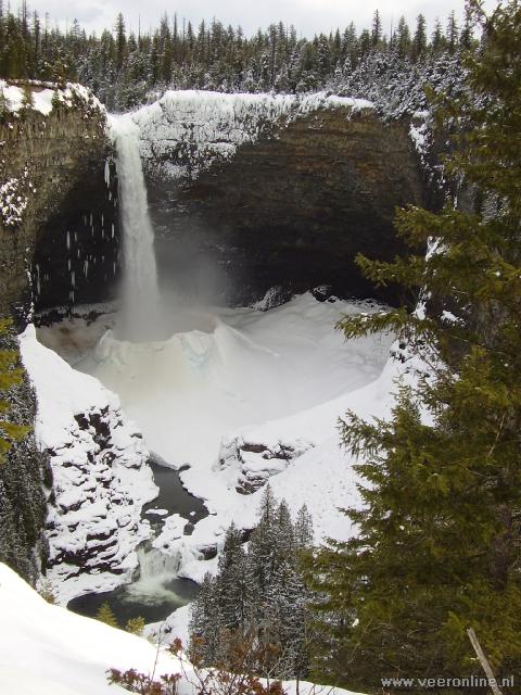 Canada - Helmcken Falls
