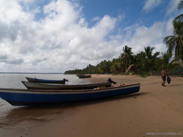 Suriname - Strand van Galibi